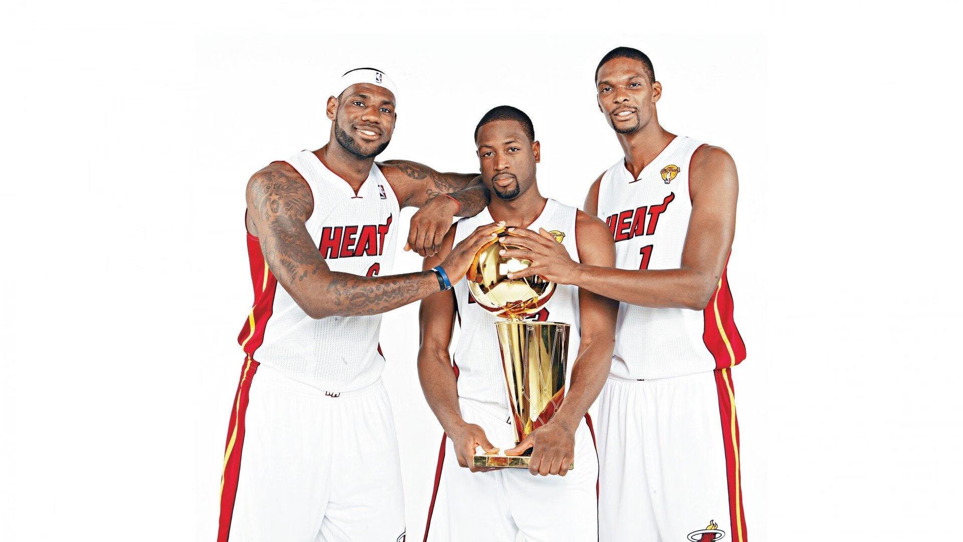 哈兰德独中三元助曼城大胜 刷新英超单赛季进球纪录