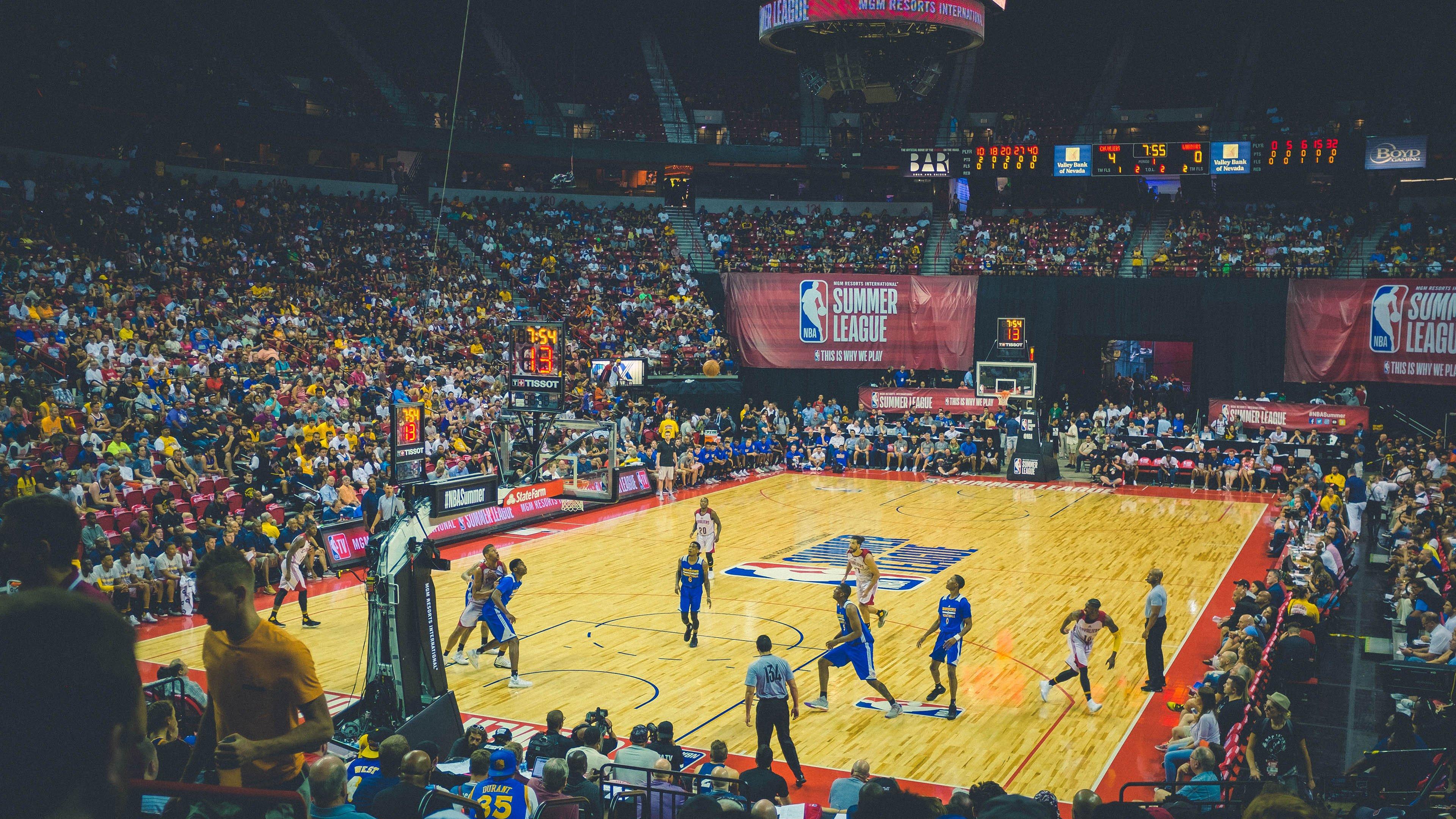 冰雪运动热潮席卷全国，全民参与助力冬奥梦想